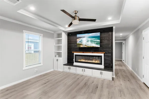 $1,800 | 119 Mooney Road, Pearland, TX 77581