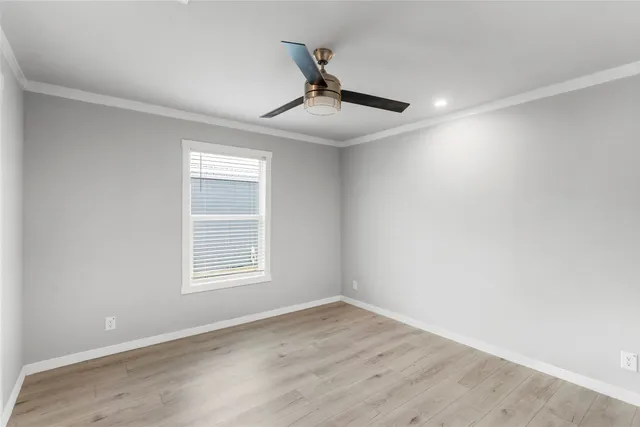 $1,900 | 119 Mooney Road, Pearland, TX 77581