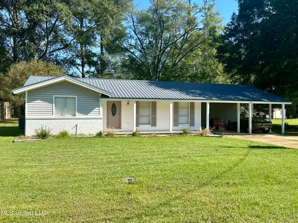 $159,000 | 112 Devalda Drive, Duck Hill, MS 38925