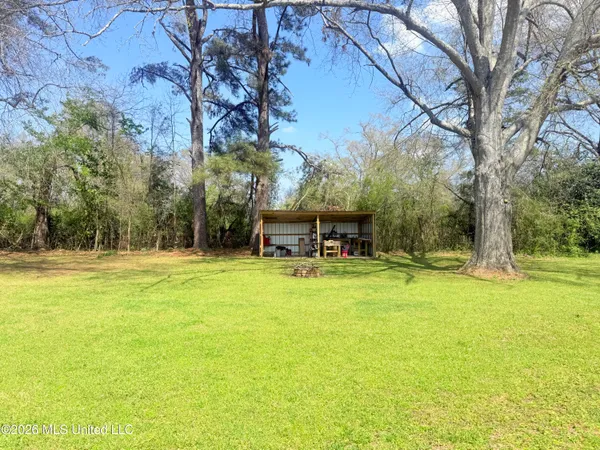 $159,000 | 112 Devalda Drive, Duck Hill, MS 38925