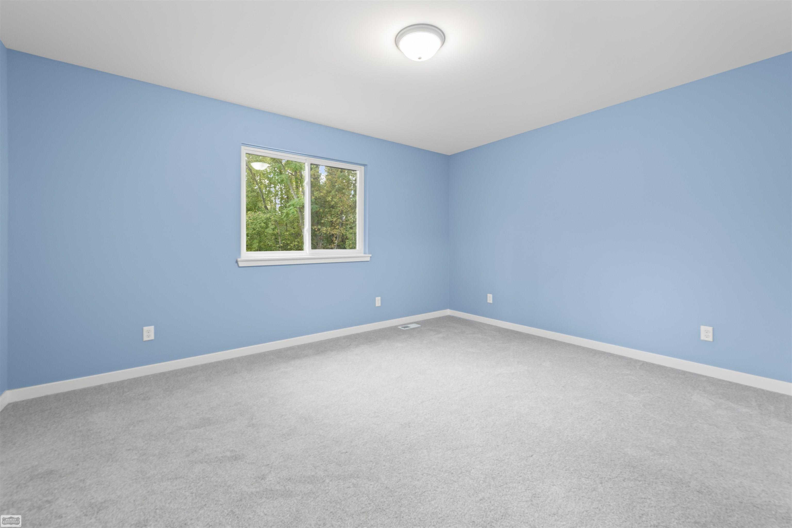 3363 Carrigan Road Fort Gratiot, MI 48059 - Photo 29 of 42 50189144-561c1351-8082-4064-b224-03fb63cd2c14.JPG