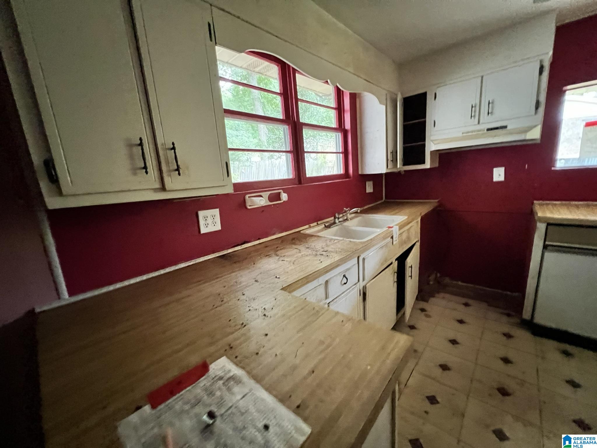 70 Ledlow Road Warrior, AL 35180 - Photo 14 of 16