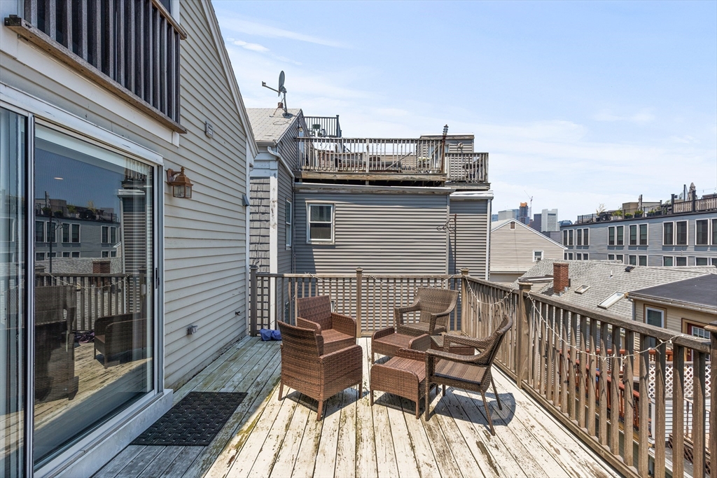 256 West 3rd Street, Unit 2 Boston, MA 02127 - Photo 10 of 30