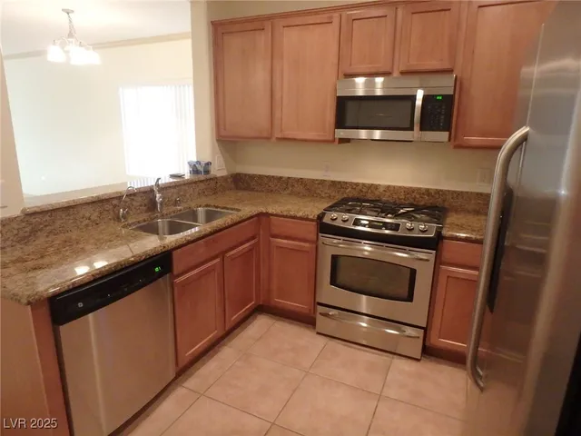 $1,926 | 7404 Shelduck Street, North Las Vegas, NV 89084