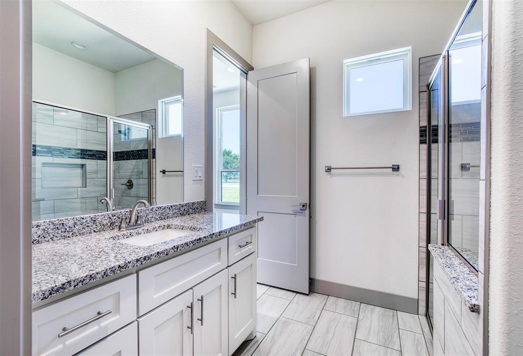 1333 Canyon Lake Road Wills Point, TX 75169 - Photo 13 of 30