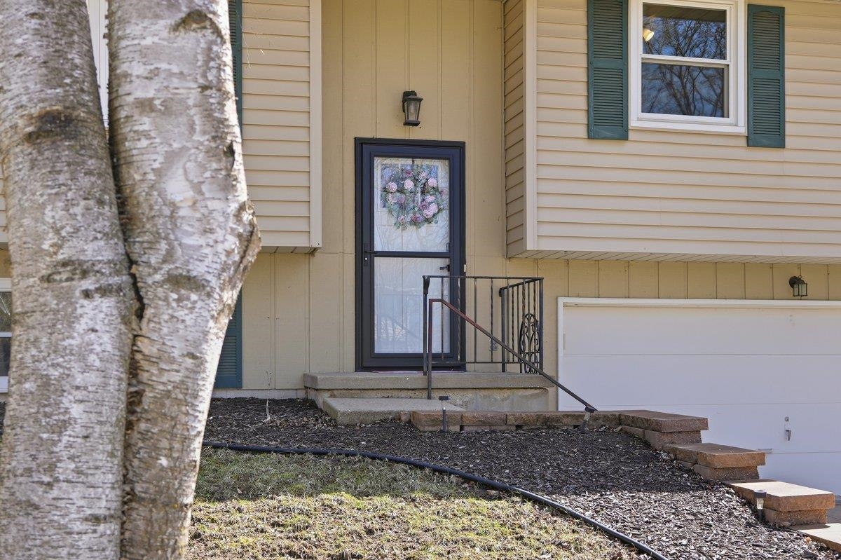 3105 Gerald Street Madison, WI 53704 - Photo 3 of 38