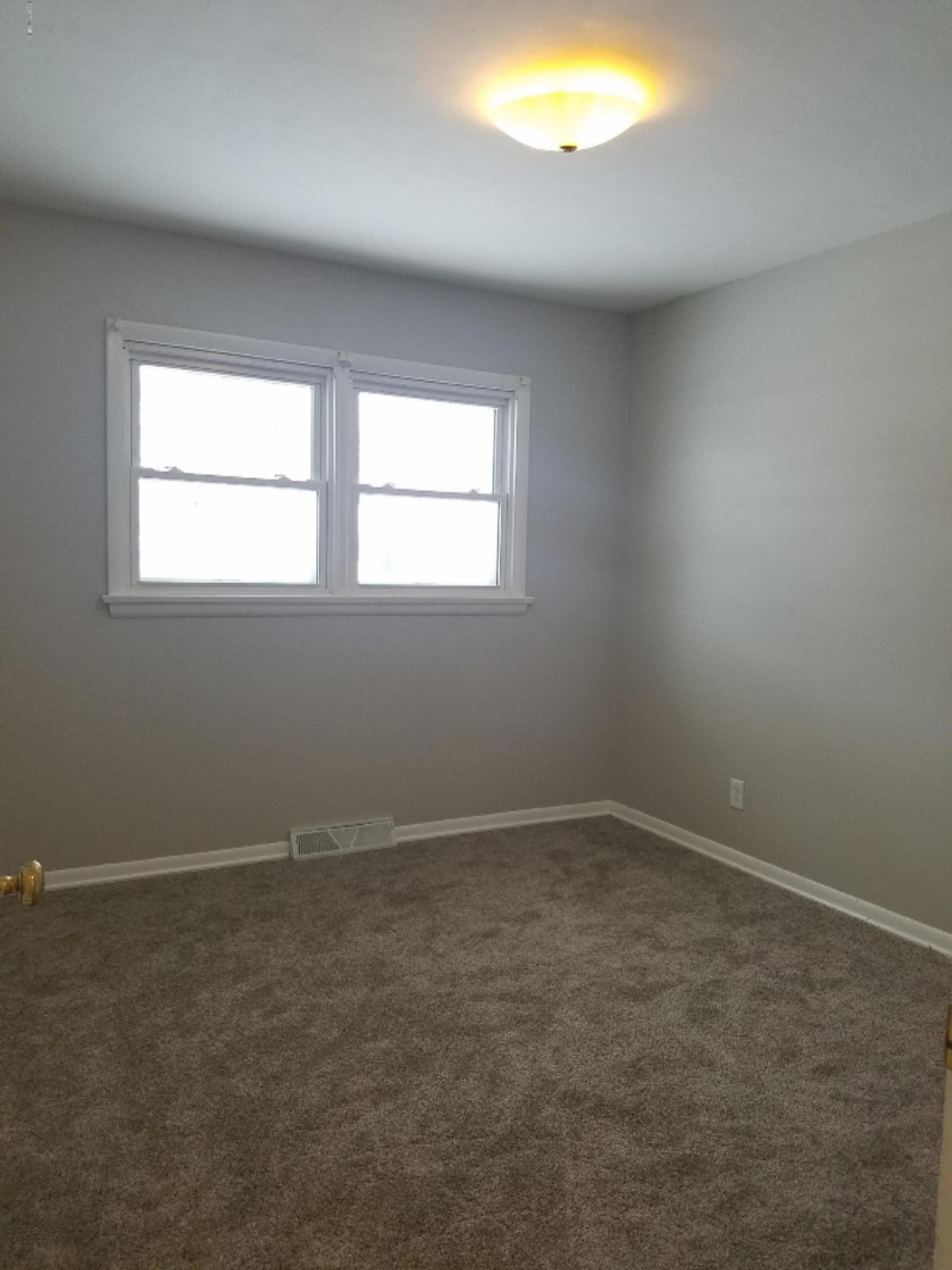 1101 Hampden Road Muskegon, MI 49441 - Photo 9 of 21 20171209_150802