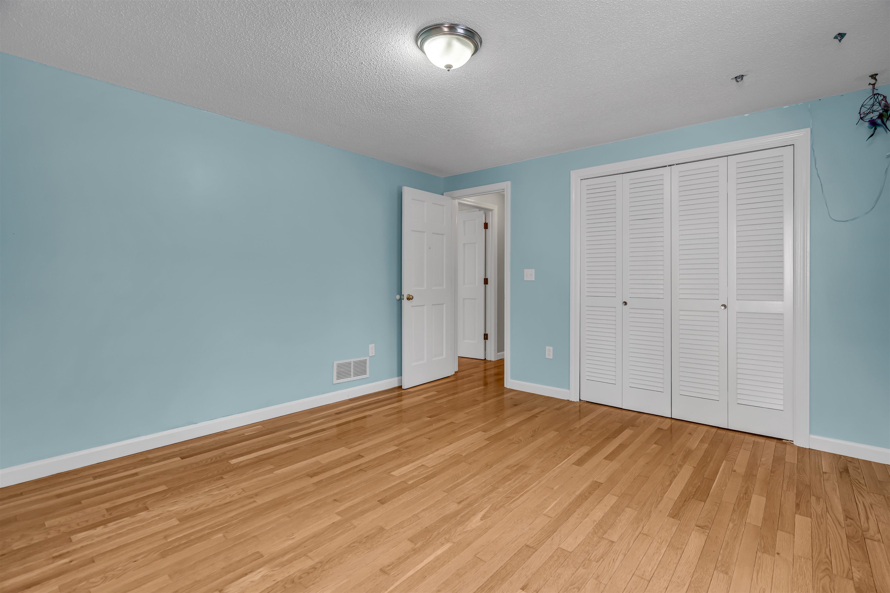 22 Parker Drive Merrimack, NH 03054 - Photo 21 of 32