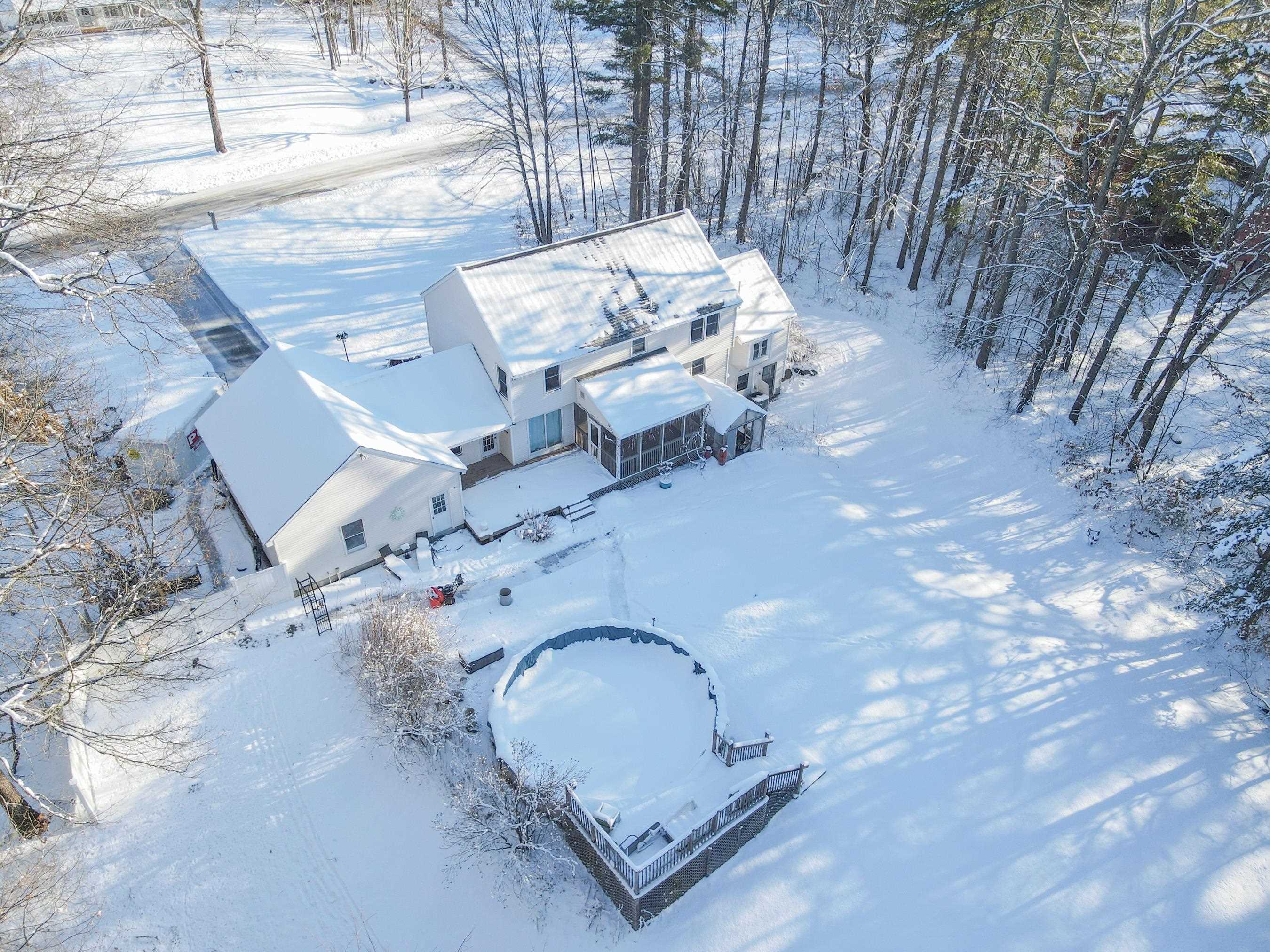 22 Parker Drive Merrimack, NH 03054 - Photo 3 of 32