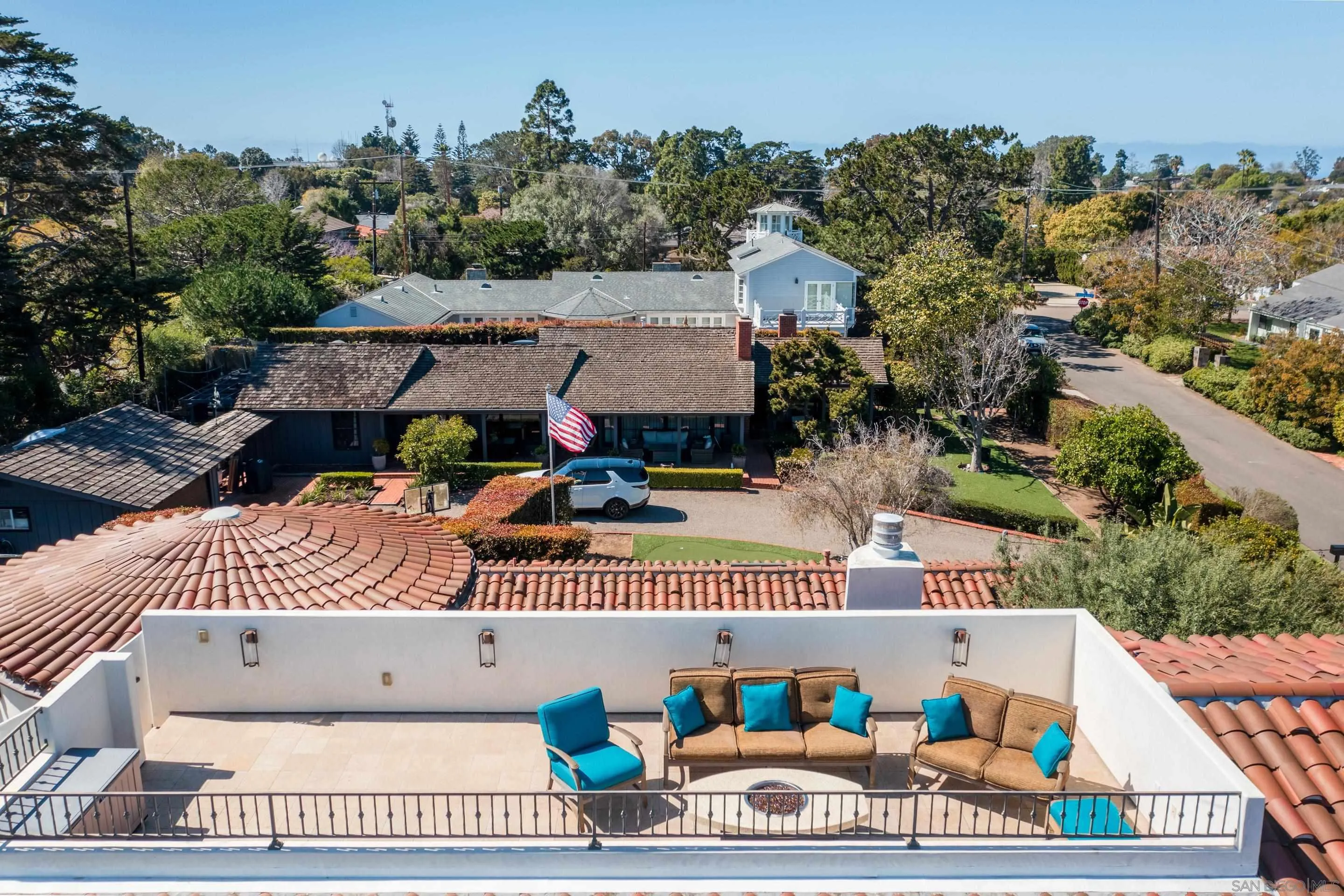 3537 Silvergate Place San Diego, CA 92106 - Photo 36 of 43