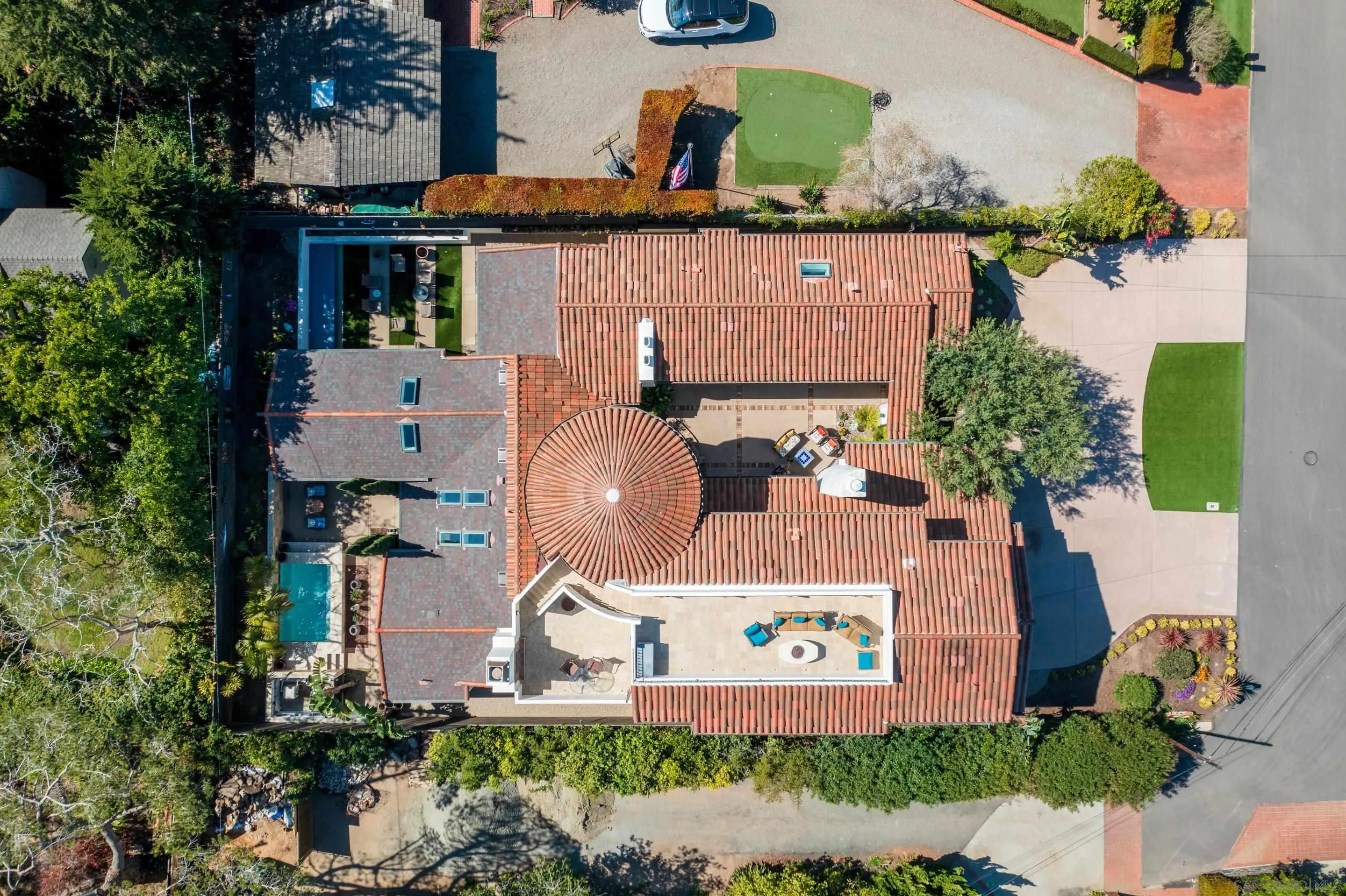 3537 Silvergate Place San Diego, CA 92106 - Photo 40 of 43 an aerial view of a house with yard swimming pool and outdoor seating