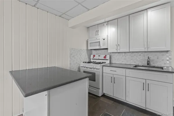 $600,000 | 947 Diven Street, Peekskill, NY 10566