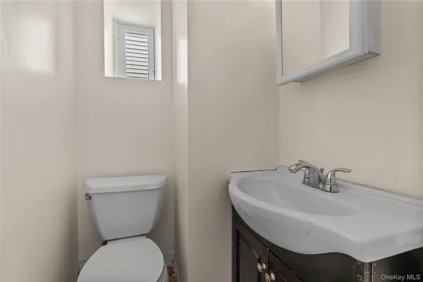 $600,000 | 947 Diven Street, Peekskill, NY 10566