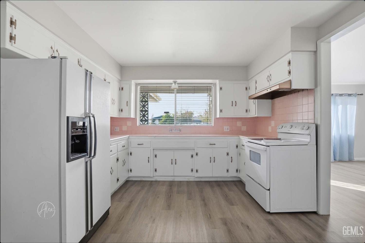 Undisclosed Address Bakersfield, CA 93309 - Photo 8 of 22 Gallery Image 8