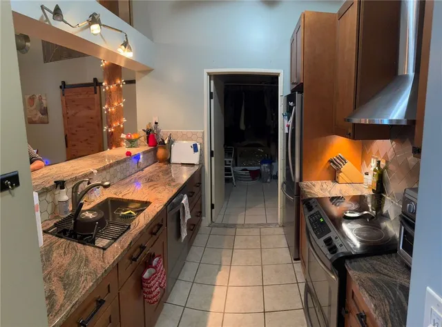 $260,000 | 494 Woonasquatucket Avenue, Unit 107, North Providence, RI 02911