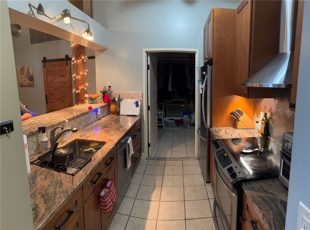 494 Woonasquatucket Avenue, Unit 107 North Providence, RI 02911 - Photo 5 of 20