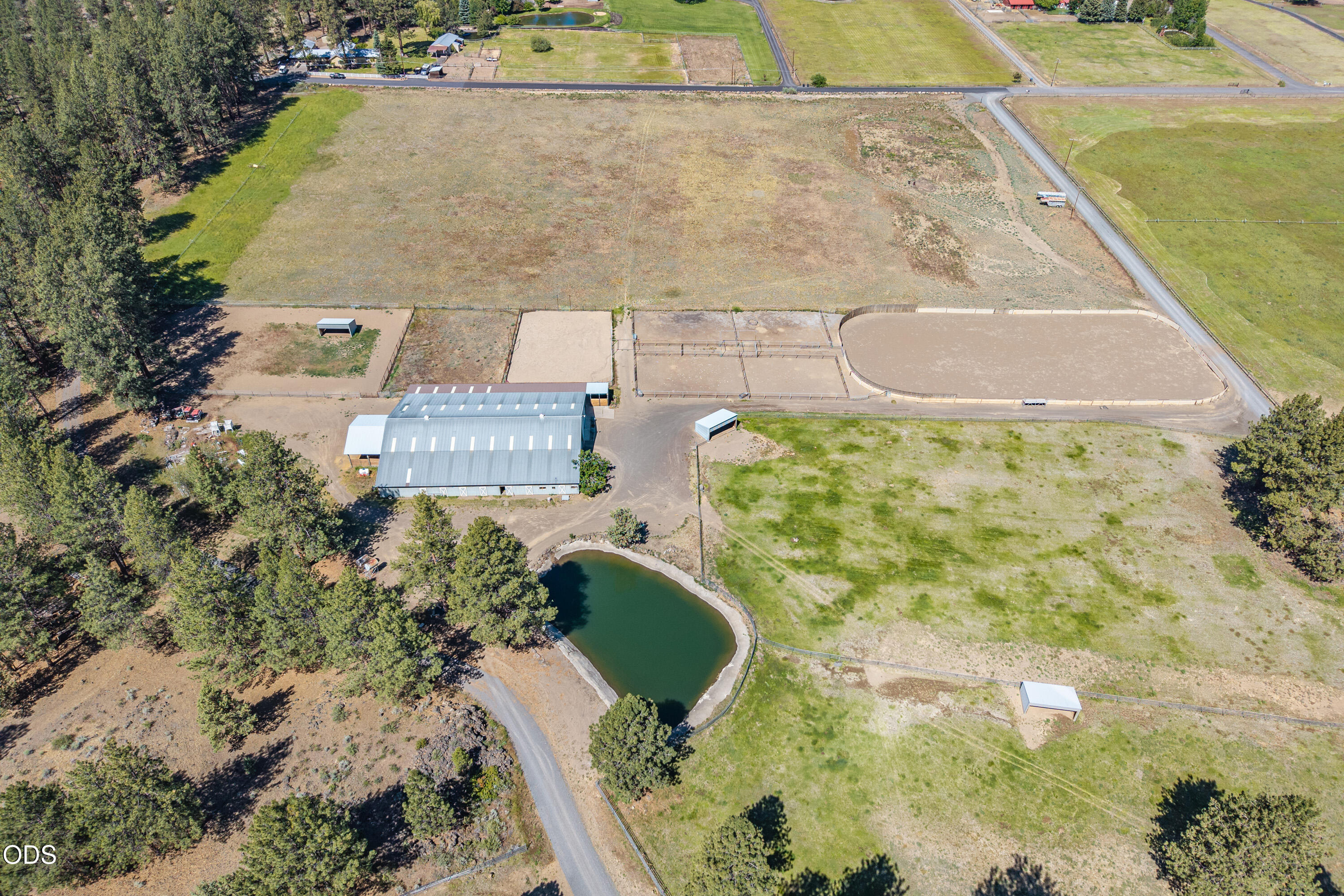 60266 Tekampe Road Bend, OR 97702 - Photo 38 of 56