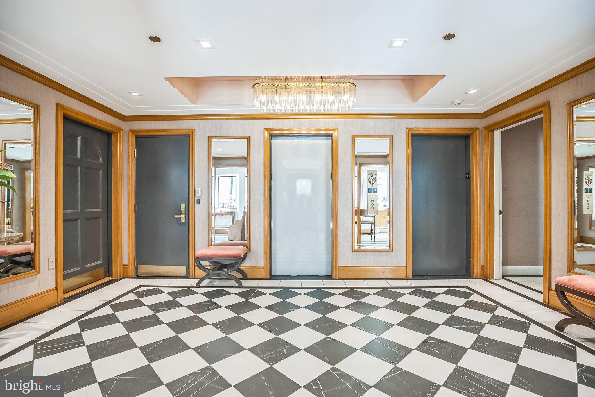 1800 Rittenhouse Square, Unit 902 Philadelphia, PA 19103 - Photo 17 of 21 1800 Rittenhouse Square - Building Lobby