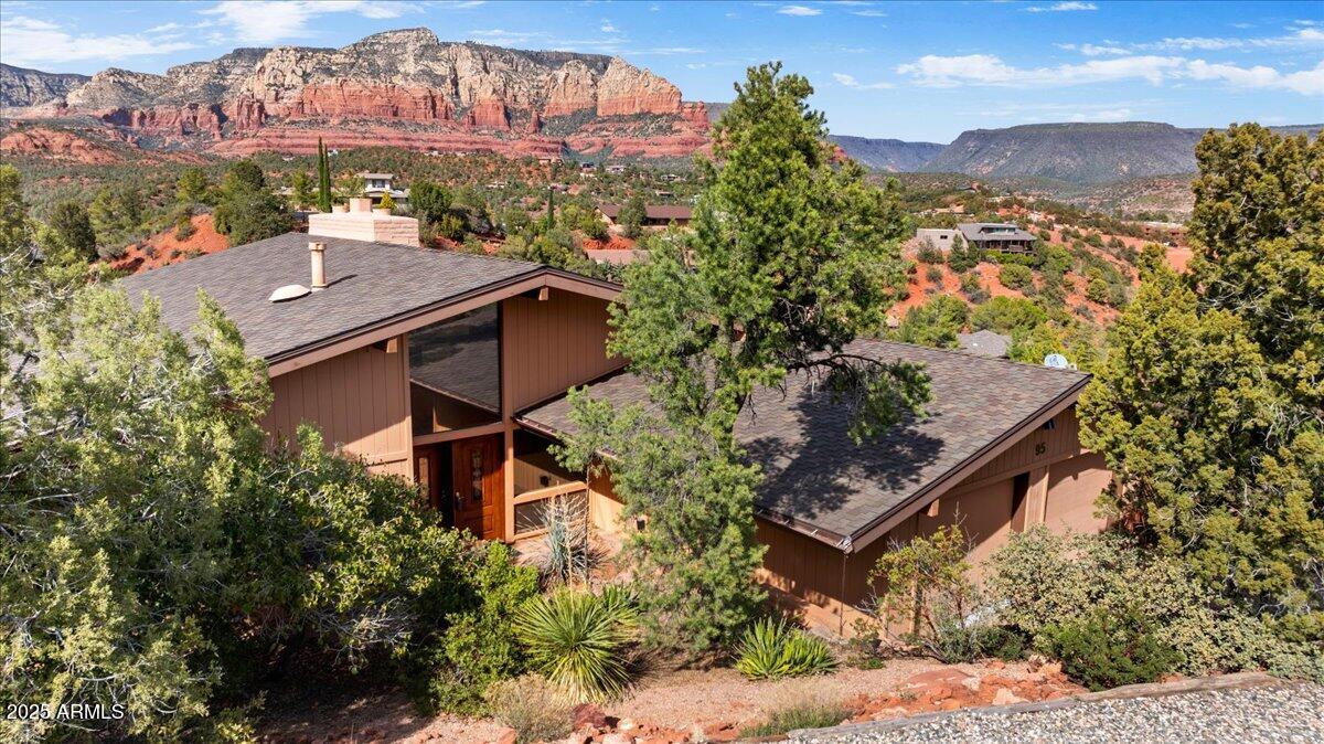 95 Lucerne Road Sedona, AZ 86336 - Photo 45 of 51 Understated Elegance