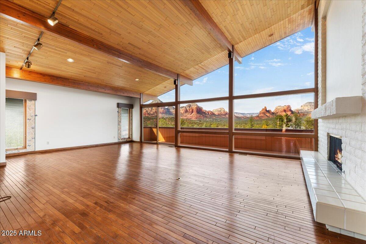 95 Lucerne Road Sedona, AZ 86336 - Photo 5 of 51 Timeless Elegance Redefined