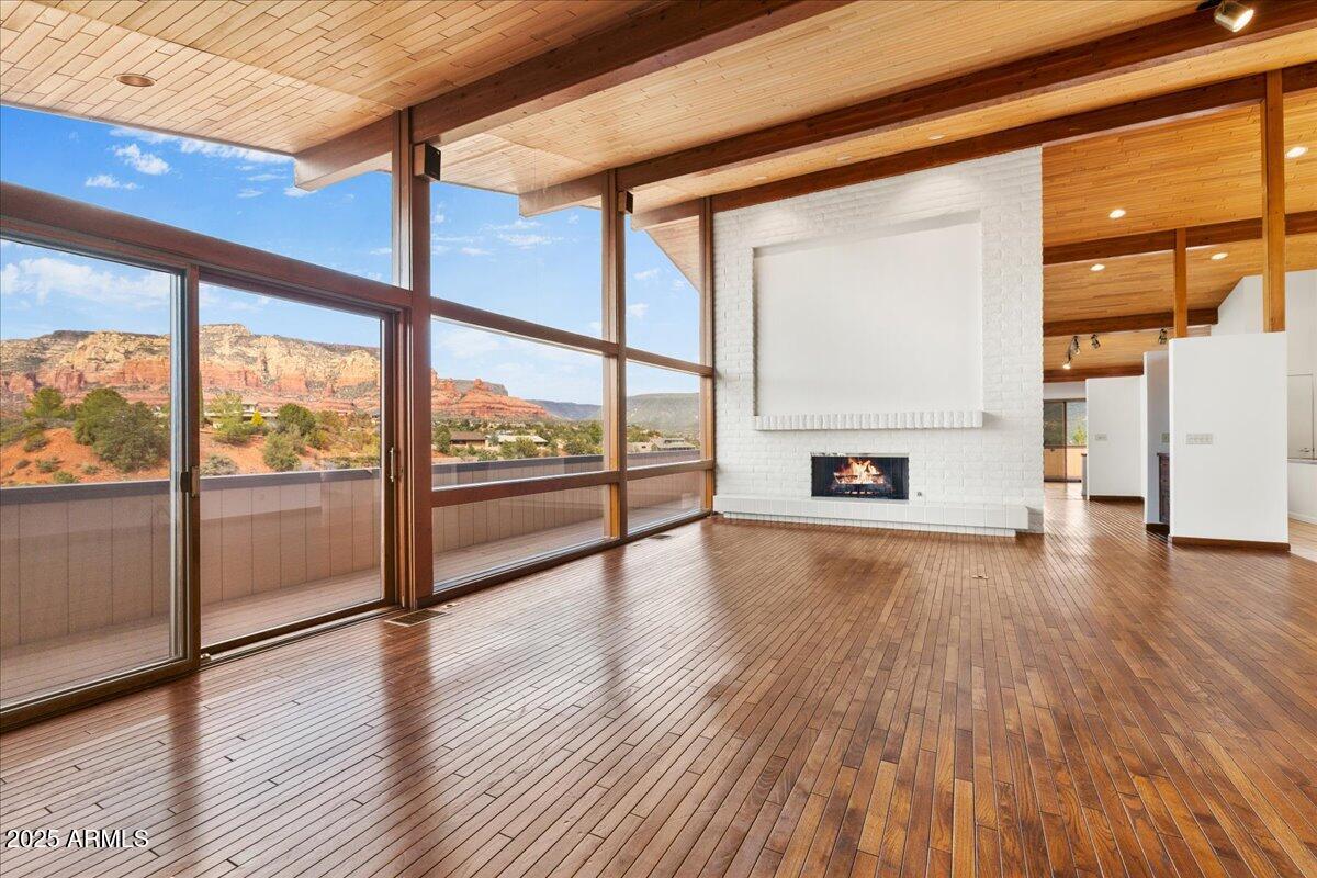 95 Lucerne Road Sedona, AZ 86336 - Photo 6 of 51 Modern Majesty: Refined & Thrilling