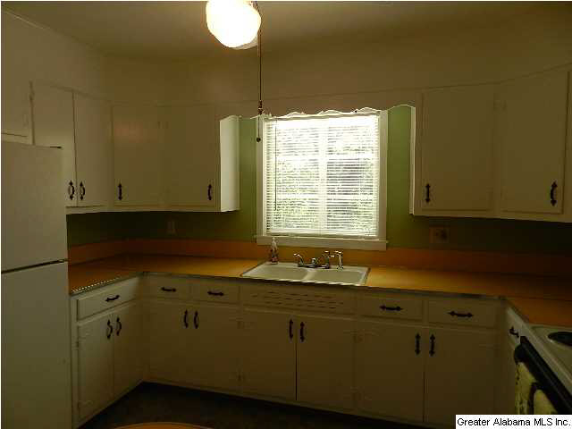 713 Martinwood Road Birmingham, AL 35235 - Photo 10 of 30
