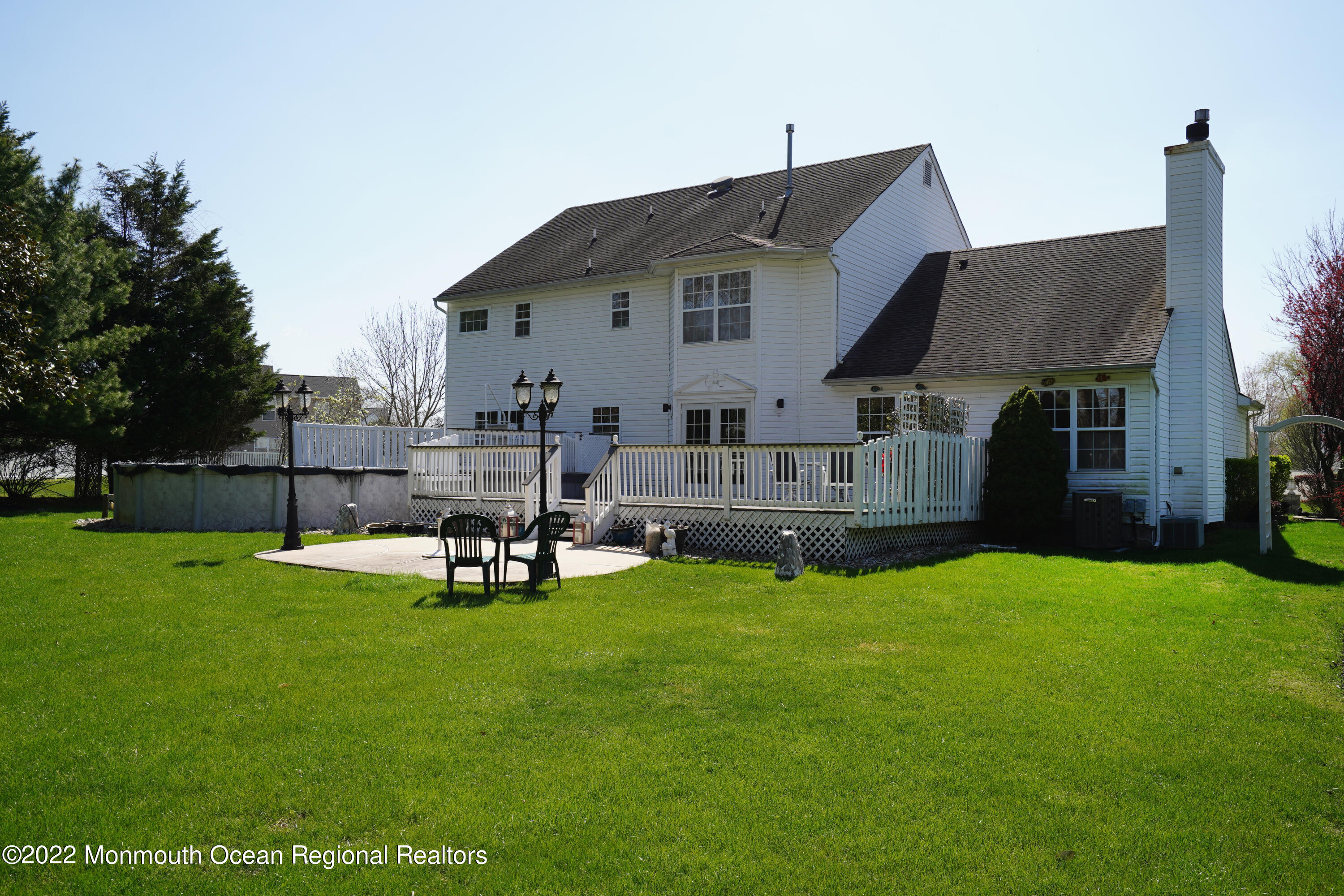 6 Bryce Canyon Road Howell, NJ 07731 - Photo 2 of 42 Back