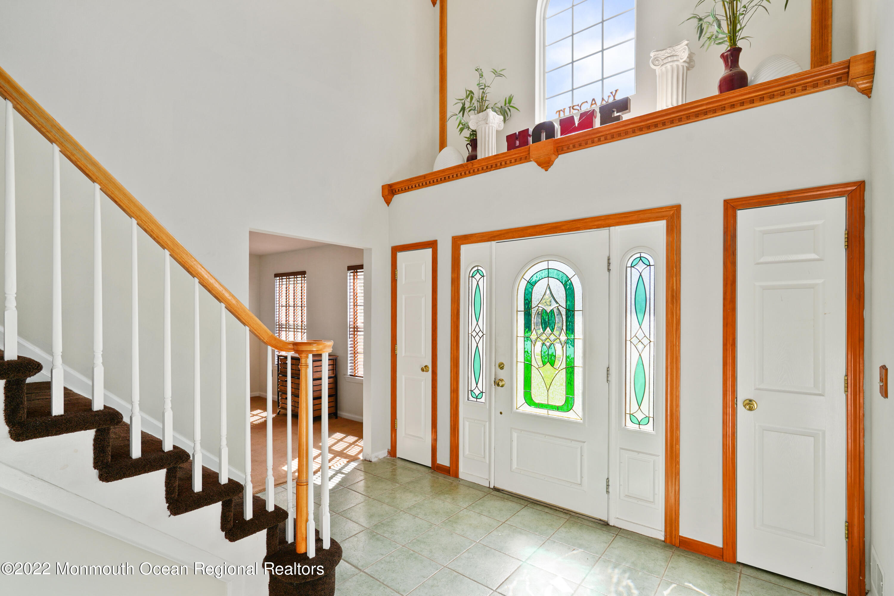 6 Bryce Canyon Road Howell, NJ 07731 - Photo 6 of 42 Two Story Foyer