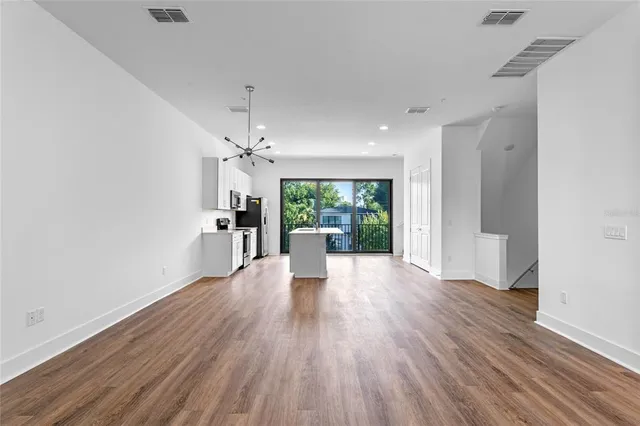 $3,449 | 42 West Harding Street, Unit C, Orlando, FL 32806