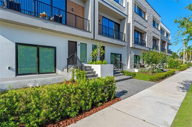 $3,449 | 42 West Harding Street, Unit C, Orlando, FL 32806