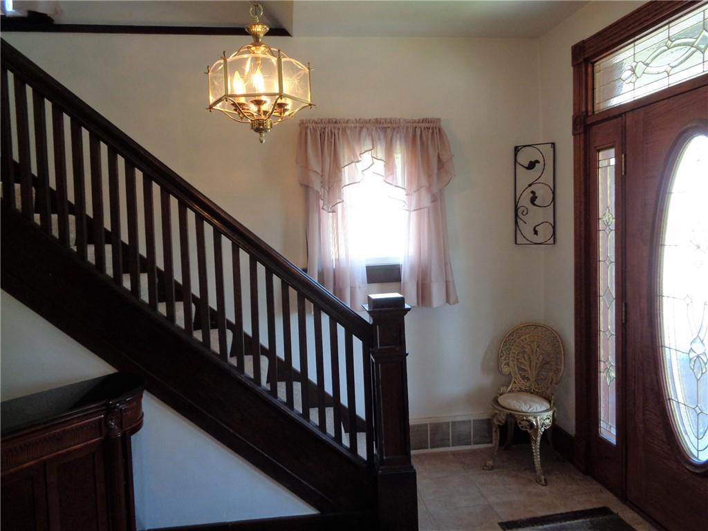 341 Butler Street Springdale, PA 15144 - Photo 4 of 23 Gallery Image 4