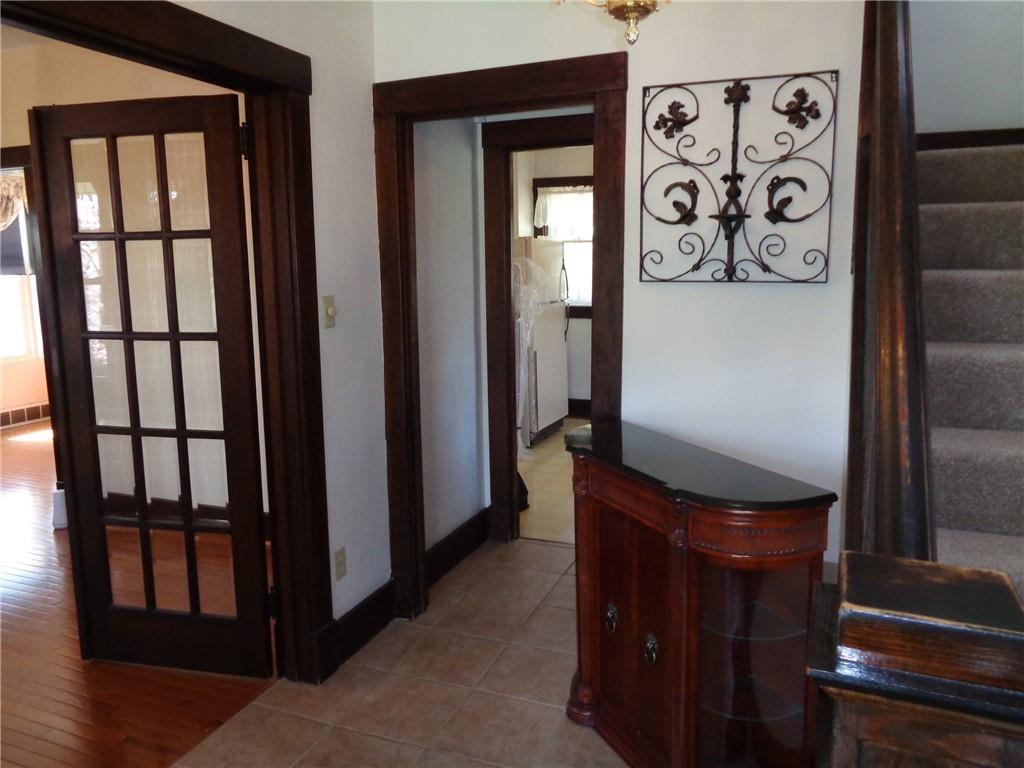 341 Butler Street Springdale, PA 15144 - Photo 5 of 23 Gallery Image 5