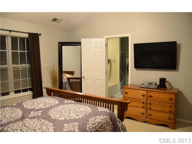 6311 Nevin Road Charlotte, NC 28262 - Photo 14 of 16