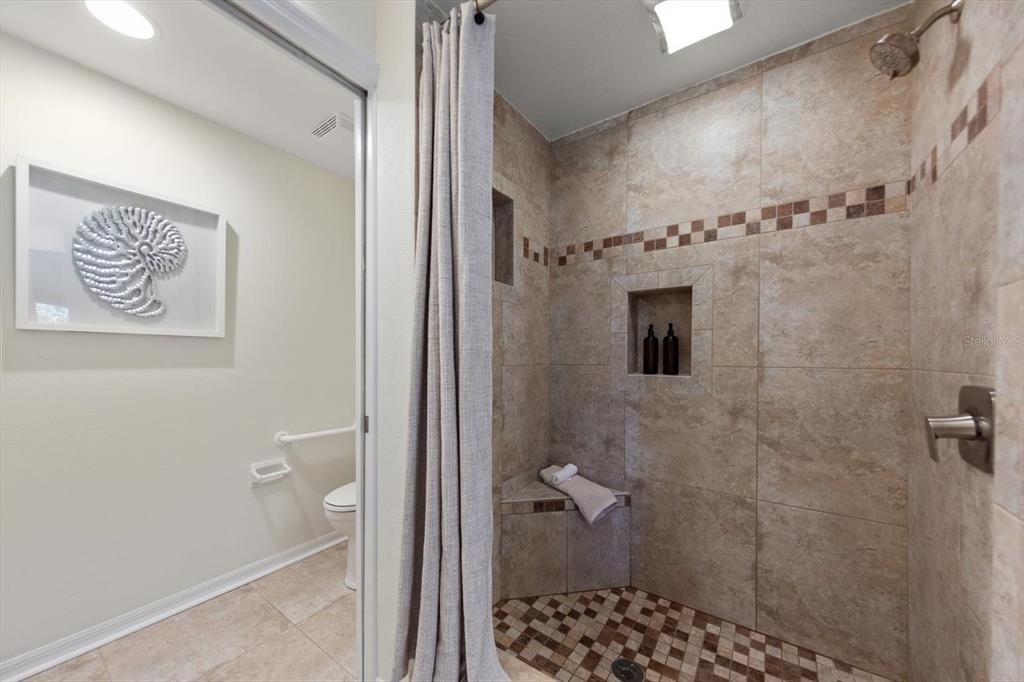 6330 99th Way North, Unit 14D Seminole, FL 33708 - Photo 25 of 35