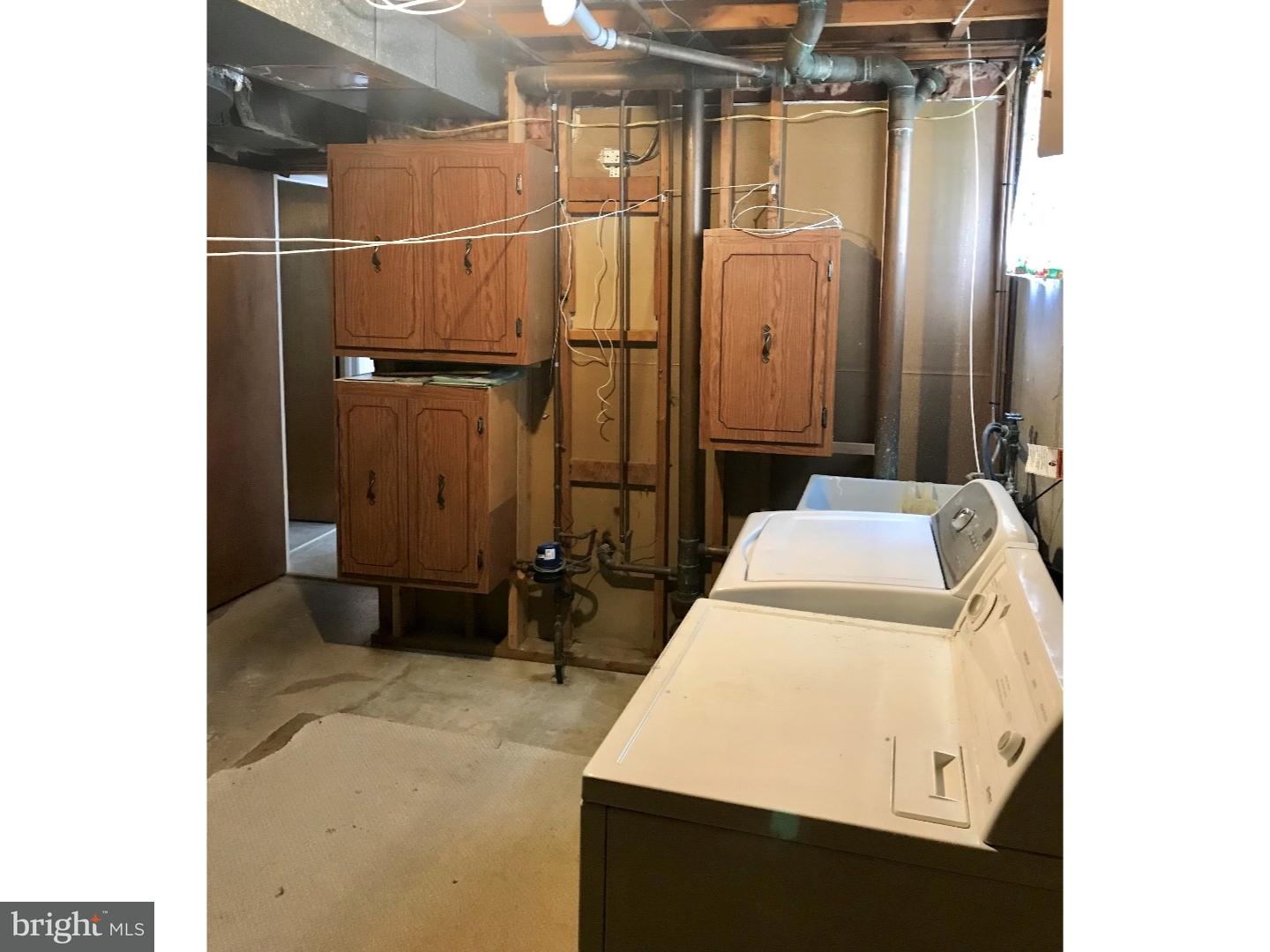 2608 Yellowstone Road Cinnaminson, NJ 08077 - Photo 16 of 21 Laundry Room