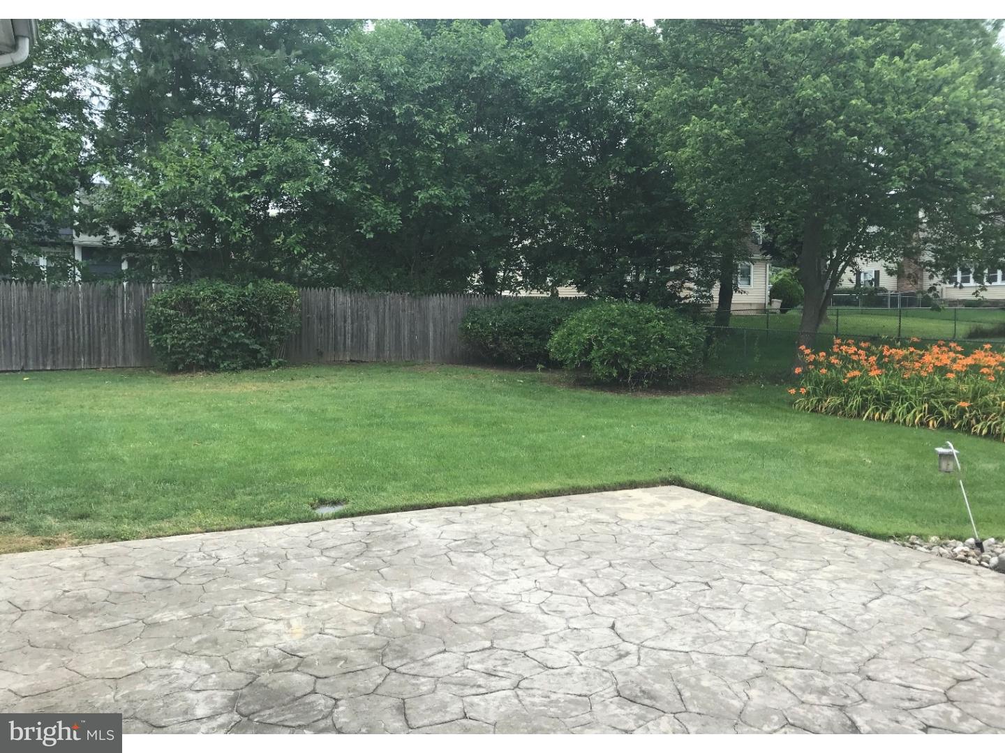 2608 Yellowstone Road Cinnaminson, NJ 08077 - Photo 20 of 21 Patio