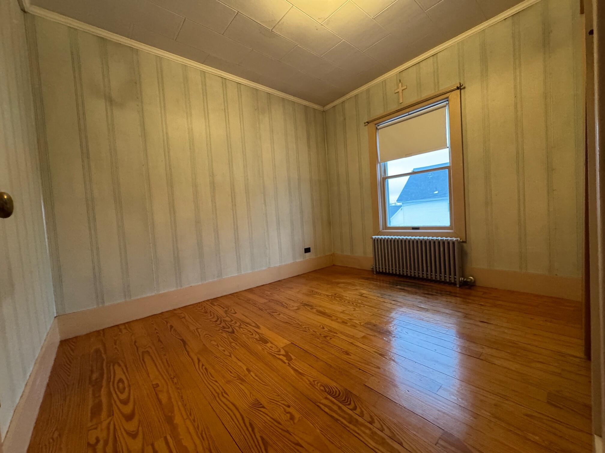 33 Franklin Street Augusta, ME 04330 - Photo 22 of 34 22) Apt 2 2nd bedroom