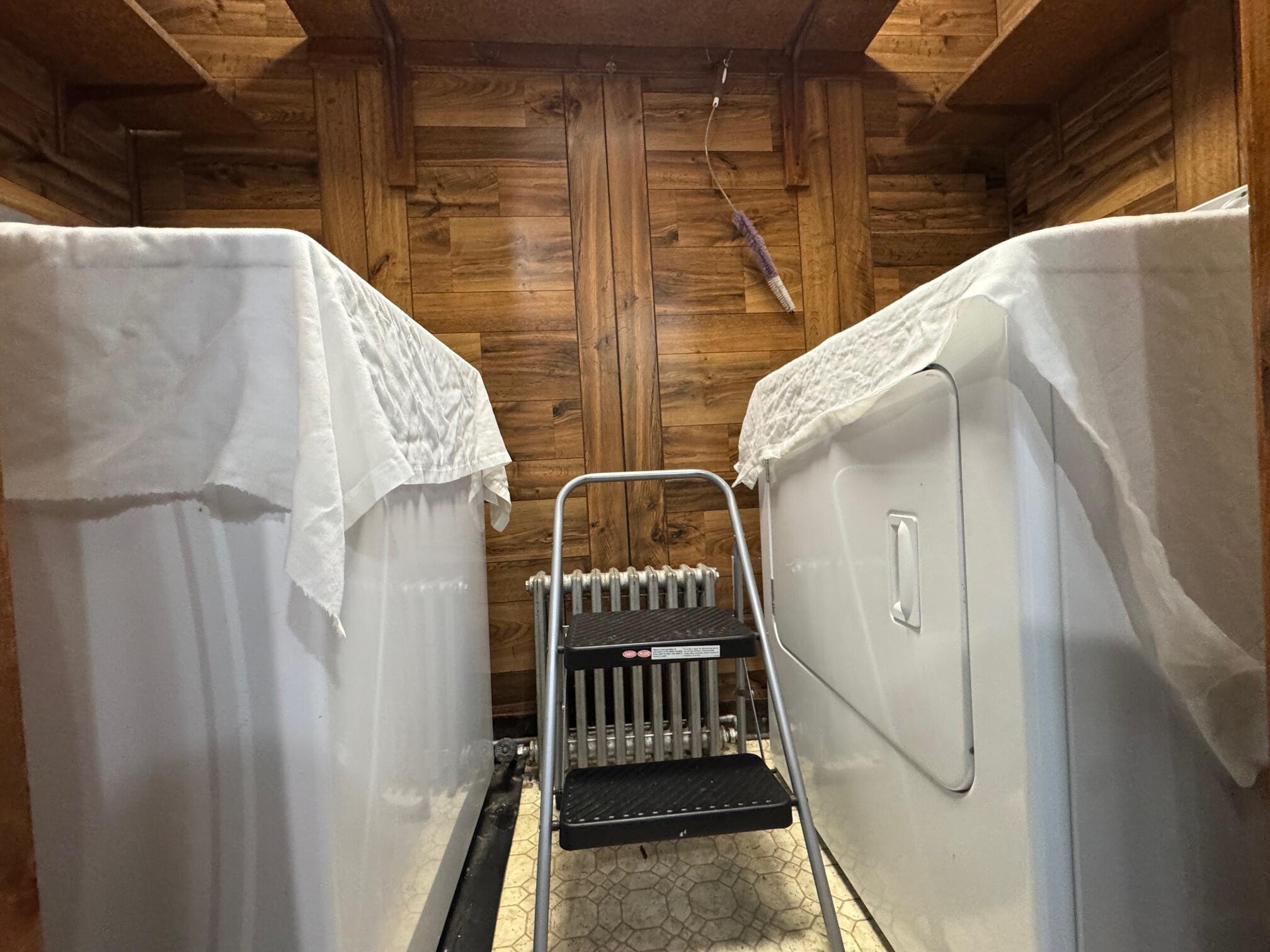 33 Franklin Street Augusta, ME 04330 - Photo 28 of 34 28) Laundry area