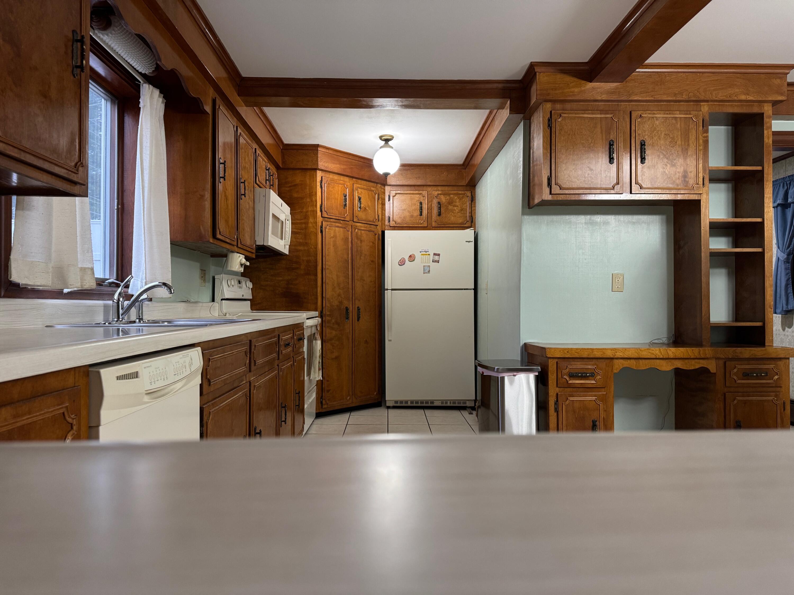 33 Franklin Street Augusta, ME 04330 - Photo 6 of 34 6) Apt 1- Kitchen