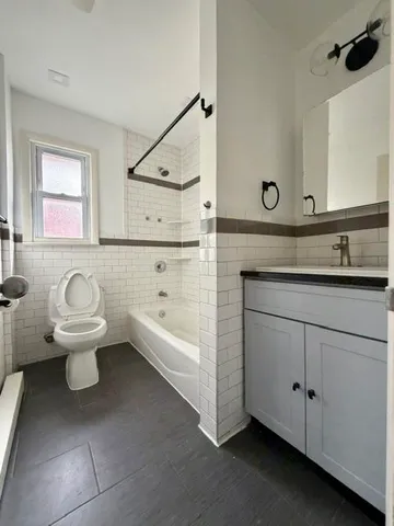 $3,100 | 517 5th Street, Unit 1, Union City, NJ 07087