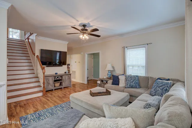 $450,000 | 332 Batchelor Bay Road, Wallace, NC 28466