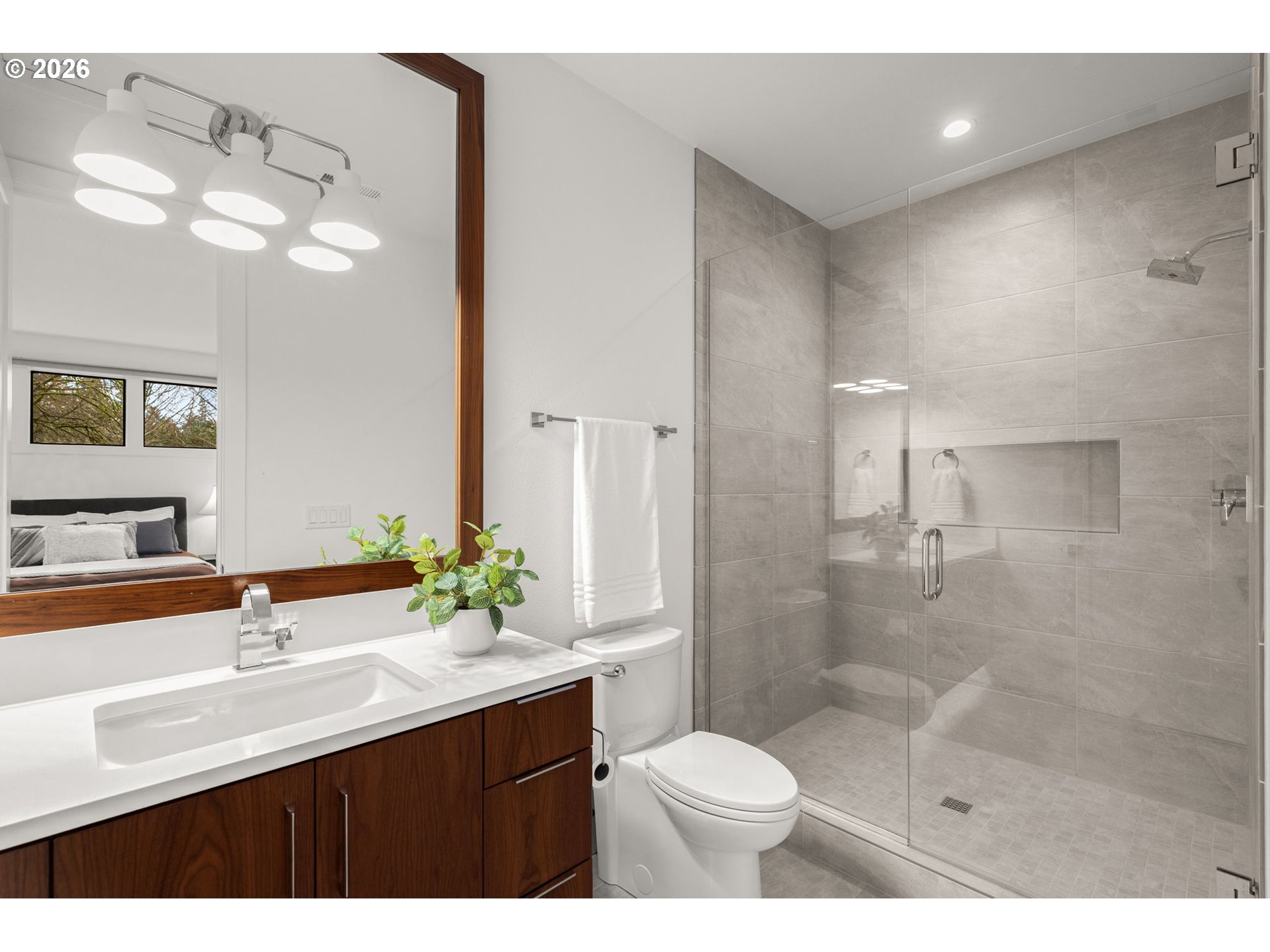 5455 Southwest Childs Road Lake Oswego, OR 97035 - Photo 27 of 48