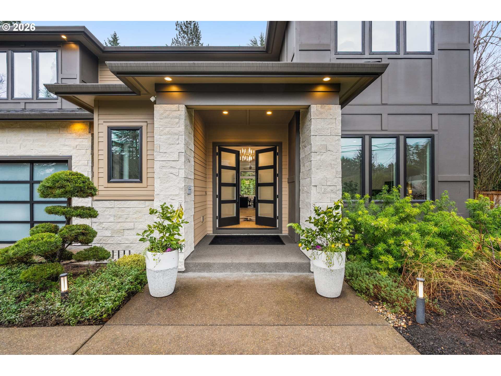 5455 Southwest Childs Road Lake Oswego, OR 97035 - Photo 4 of 48