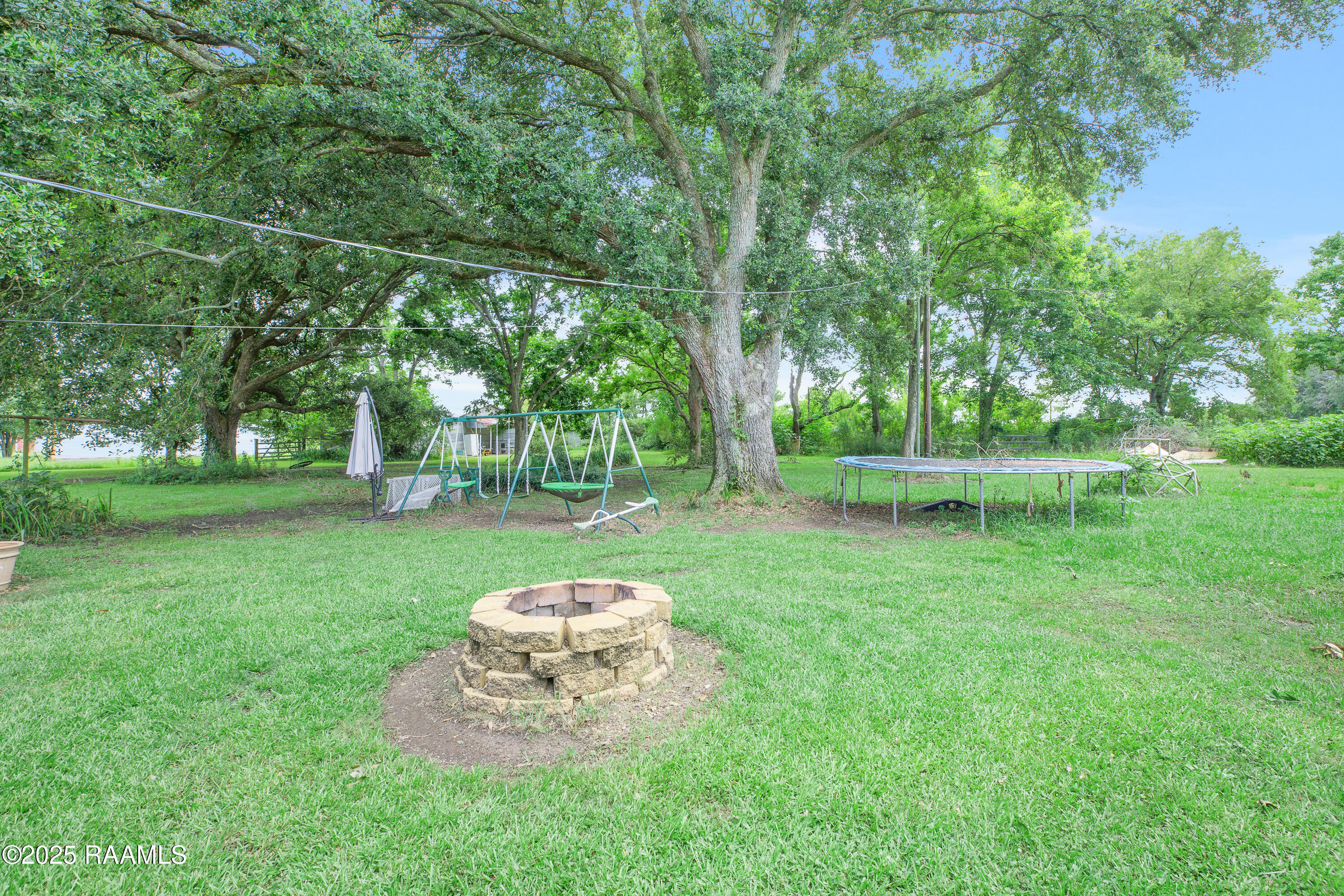 681 Emar Drive Church Point, LA 70525 - Photo 21 of 29 681 Emar Dr -24