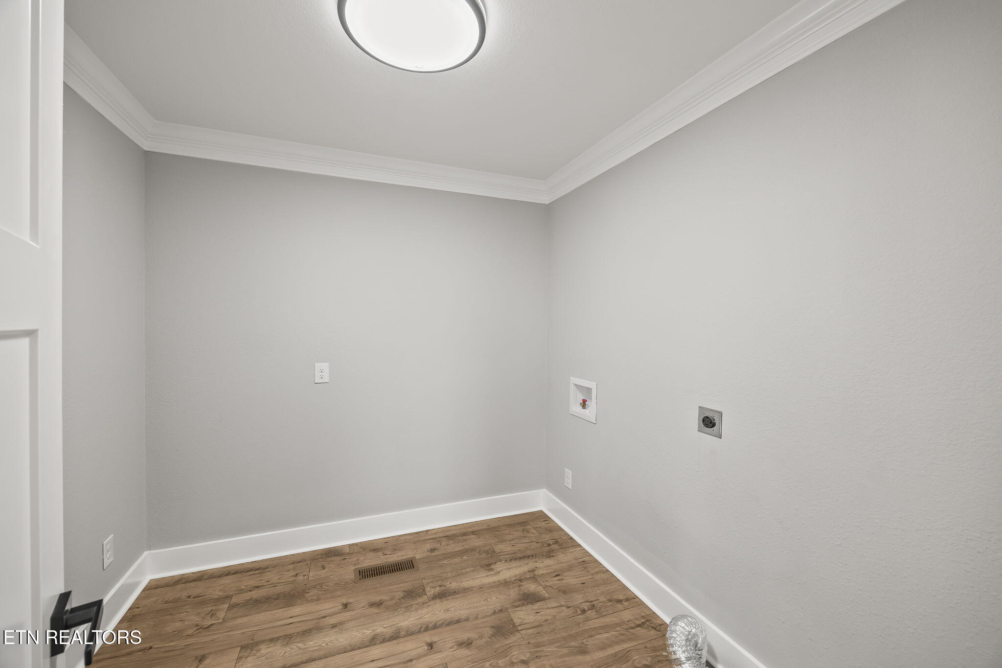 176 Bear Pause Road Byrdstown, TN 38549 - Photo 25 of 60 25-web-or-mls-176 Bear Pause Rd, Byrdsto