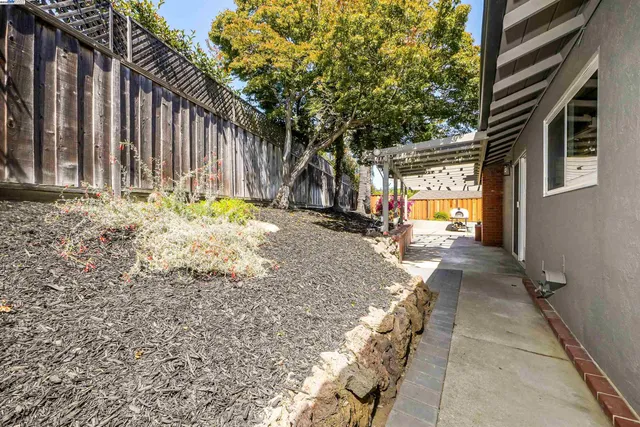 $1,249,000 | 5320 Nash Way, Castro Valley, CA 94546