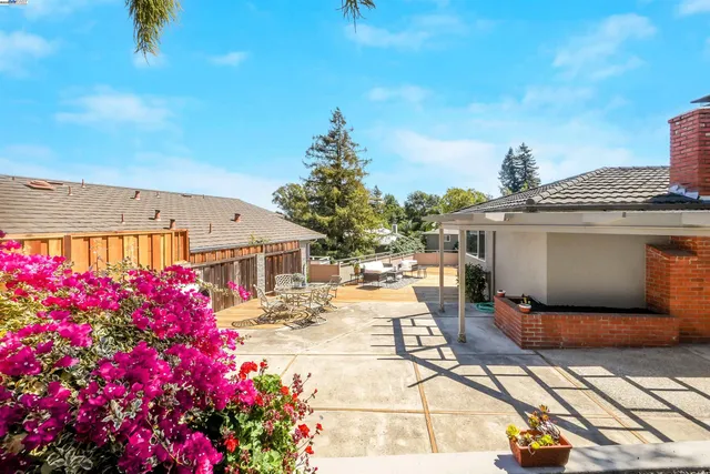 $1,249,000 | 5320 Nash Way, Castro Valley, CA 94546