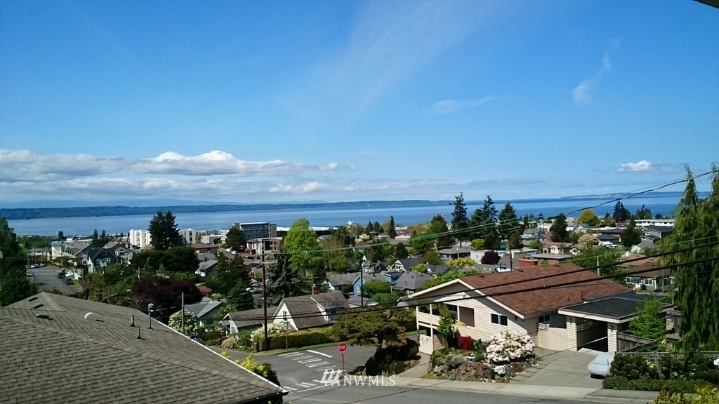 714 Walnut Street Edmonds, WA 98020 - Photo 1 of 10 Gallery Image 1