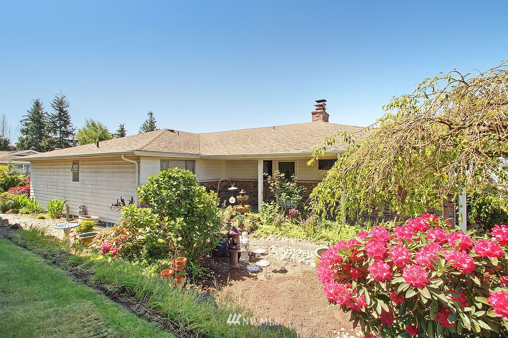 714 Walnut Street Edmonds, WA 98020 - Photo 3 of 10 Gallery Image 3