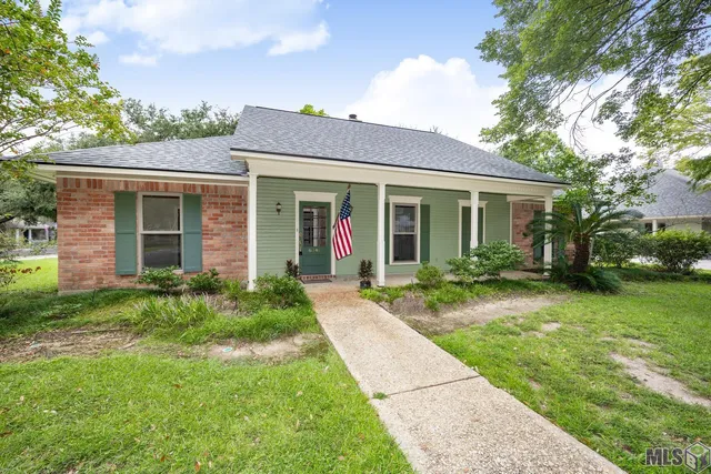 $380,000 | 6346 Belle Grove Drive, Baton Rouge, LA 70820